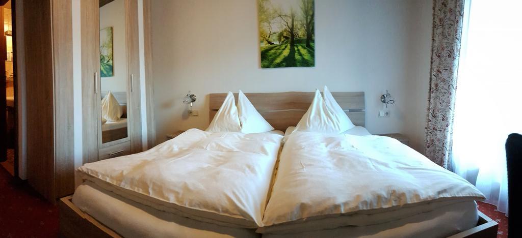 Landgasthof Hotel Zehenthof ฟาร์แวร์เฟน ภายนอก รูปภาพ