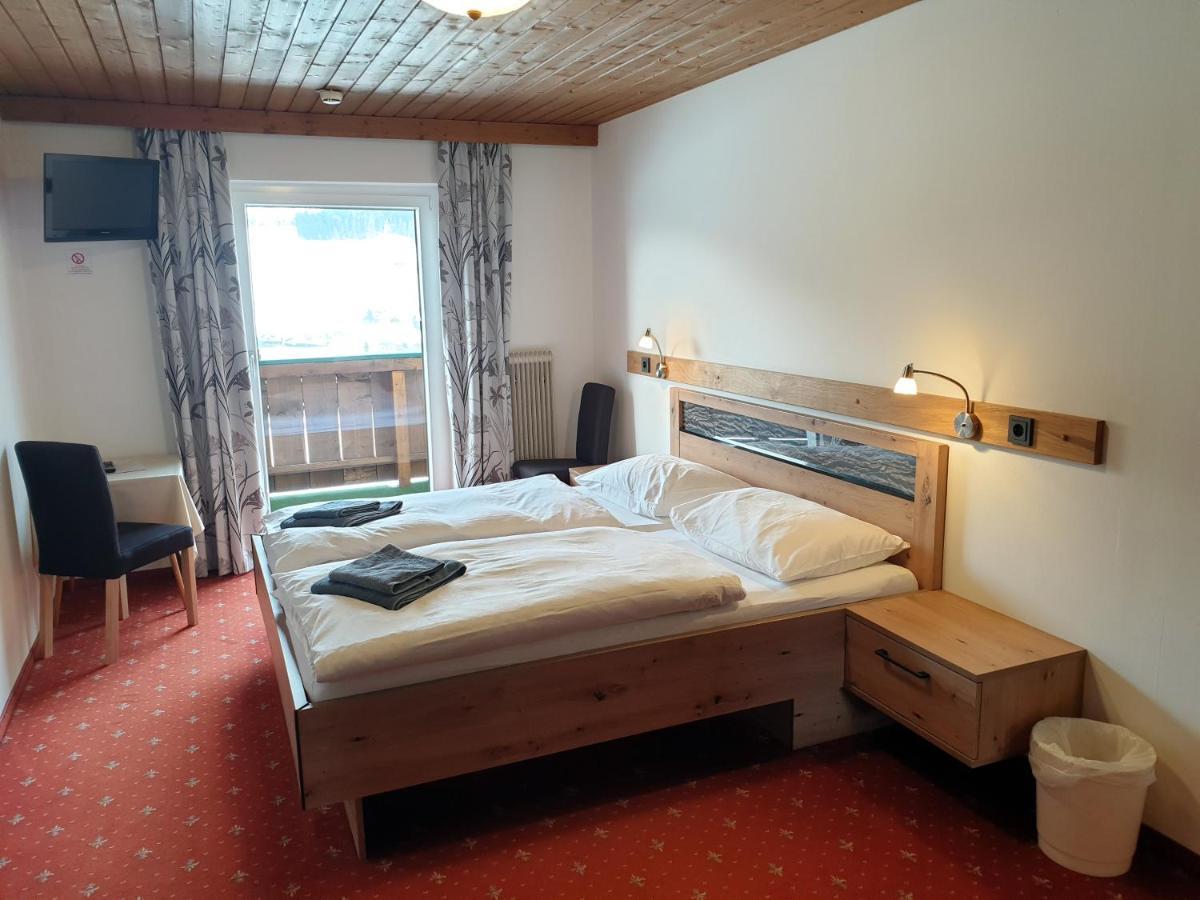 Landgasthof Hotel Zehenthof ฟาร์แวร์เฟน ภายนอก รูปภาพ