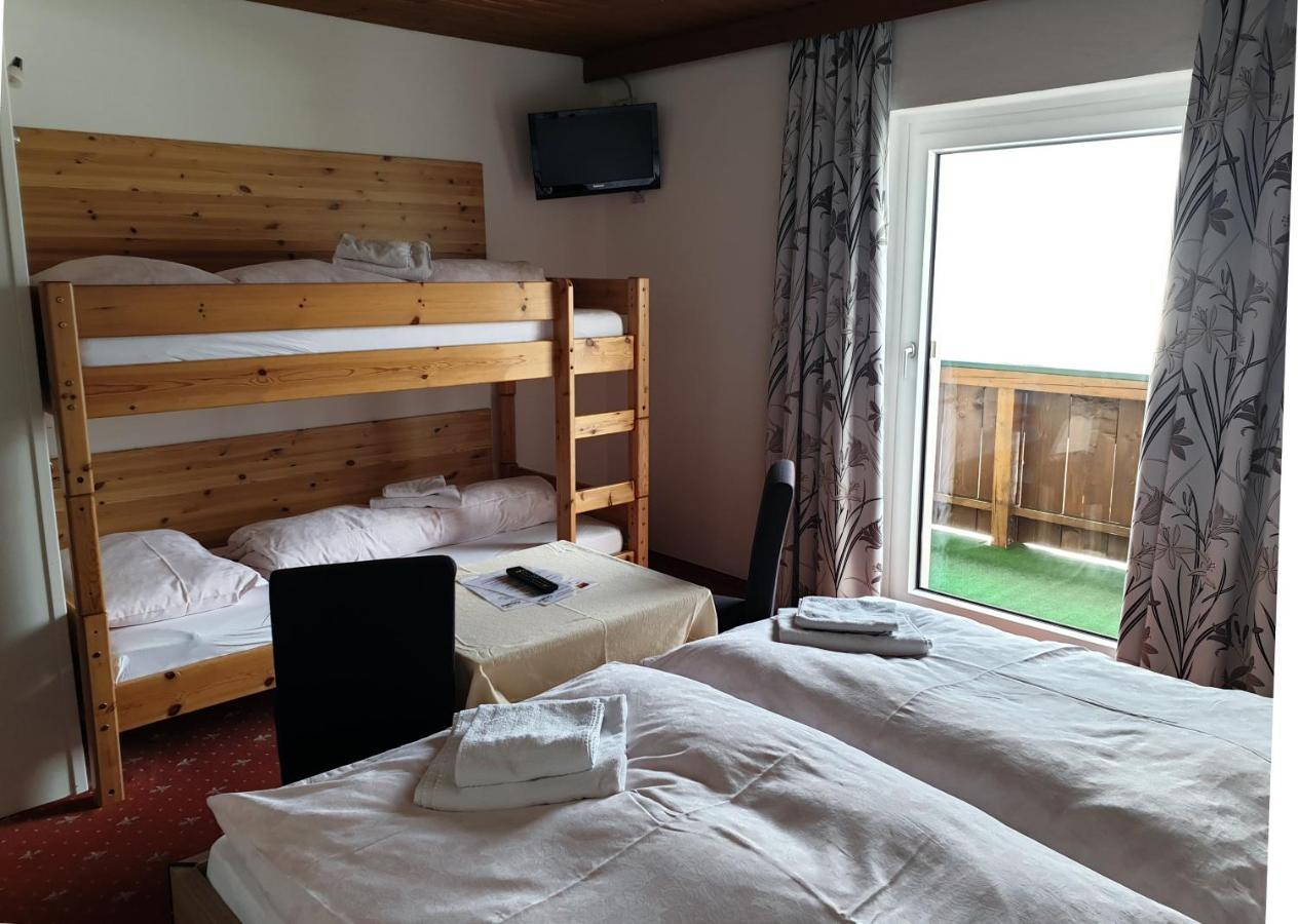 Landgasthof Hotel Zehenthof ฟาร์แวร์เฟน ภายนอก รูปภาพ