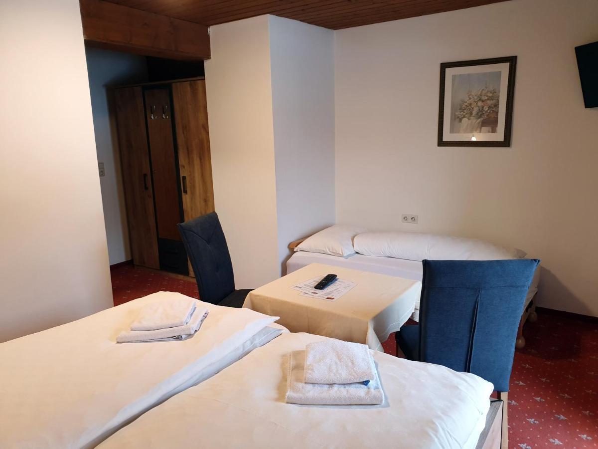 Landgasthof Hotel Zehenthof ฟาร์แวร์เฟน ภายนอก รูปภาพ