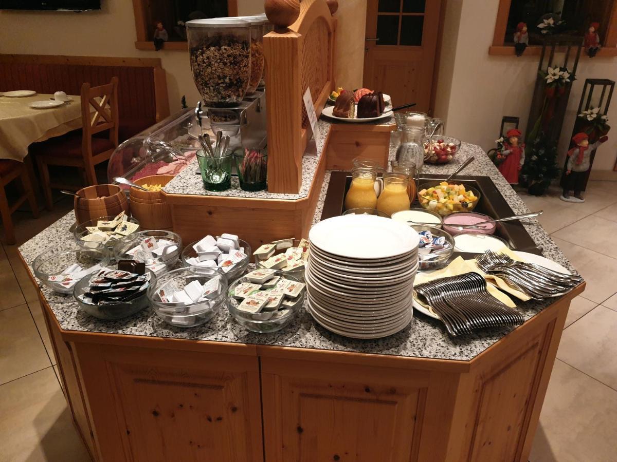 Landgasthof Hotel Zehenthof ฟาร์แวร์เฟน ภายนอก รูปภาพ